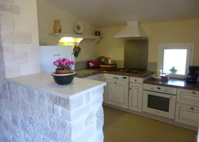 Semesterbostad De Says